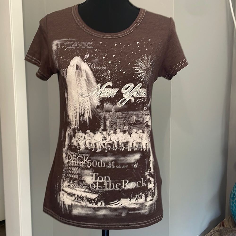 NYC Top of the Rock Women's Brown T-Shirt with Silver